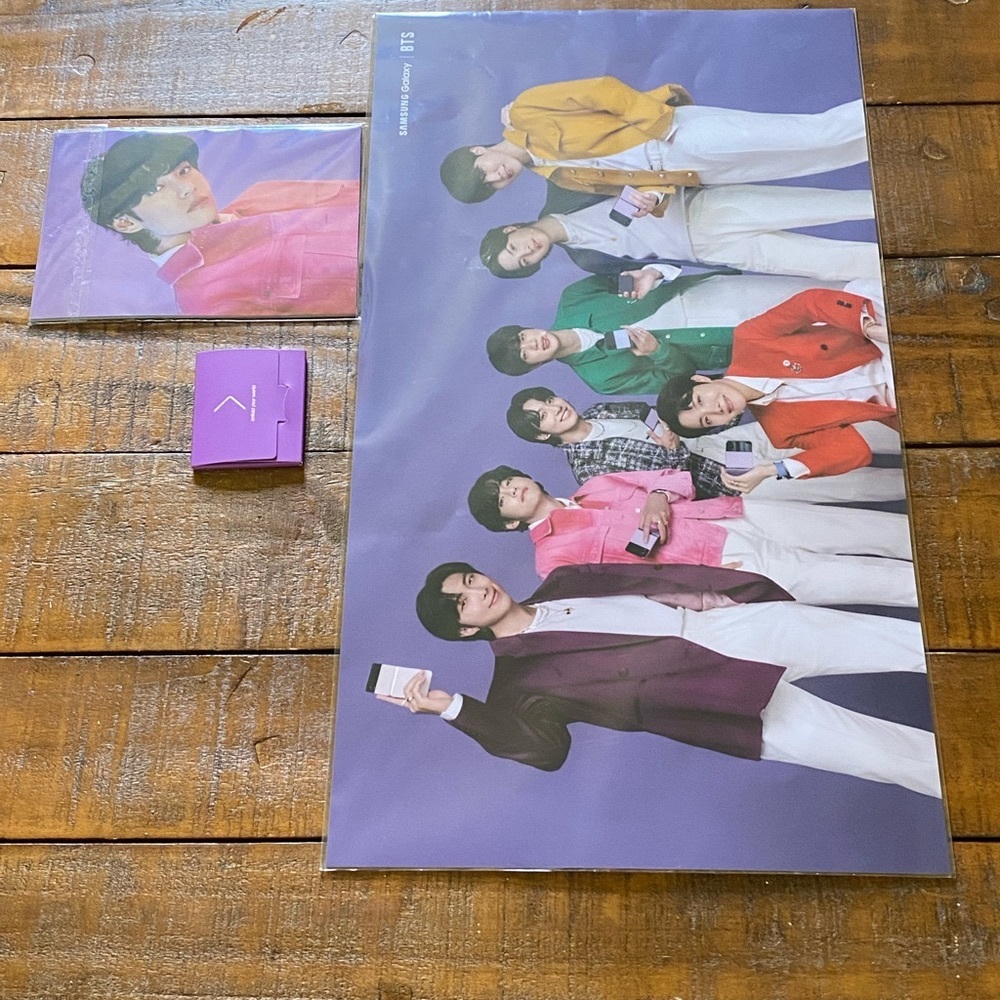NEW BTS PÓSTER AND FOTO SET
